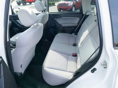 Used 2018 Subaru Forester 2.5i Premium image 28