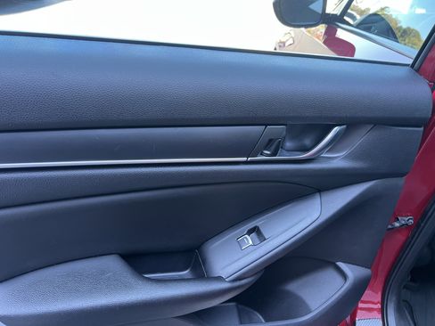 Used 2021 Honda Accord Sport image 32