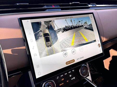 Used 2023 Land Rover Range Rover Long Wheelbase Autobiography AWD/4WD image 21