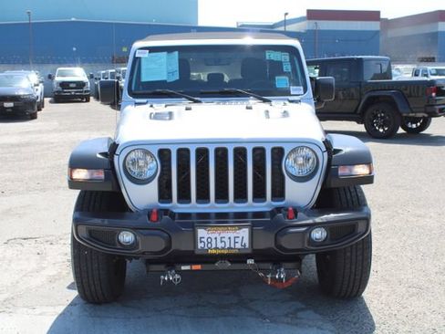 Used 2023 Jeep Gladiator Rubicon w/ Trailer Tow Package AWD/4WD image 2