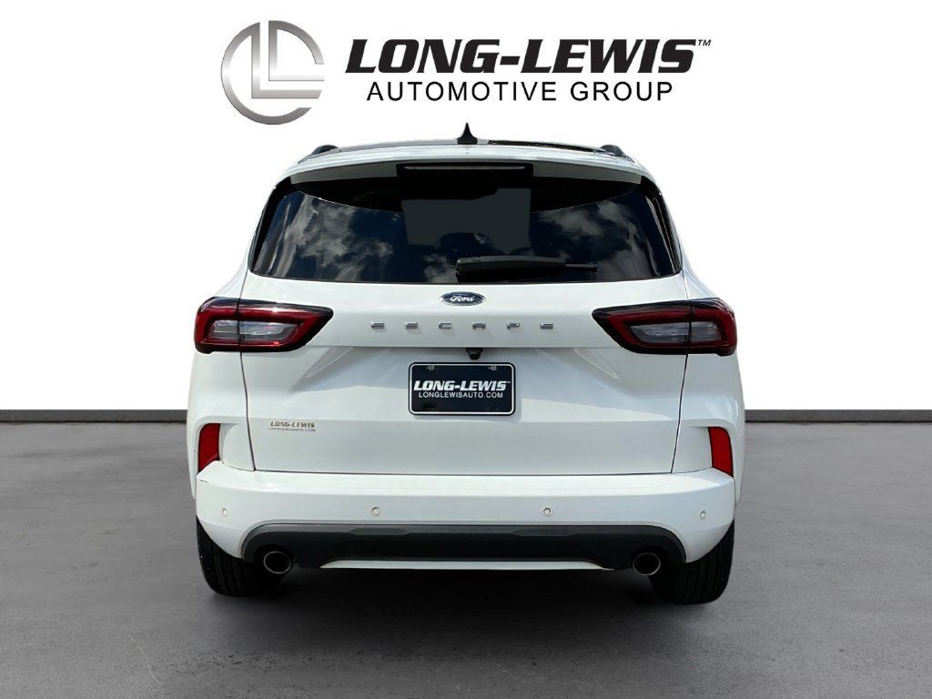 Used 2024 Ford Escape ST-Line w/ Tech Pack #1 FWD image 5
