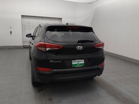 Used 2018 Hyundai Tucson SE image 6