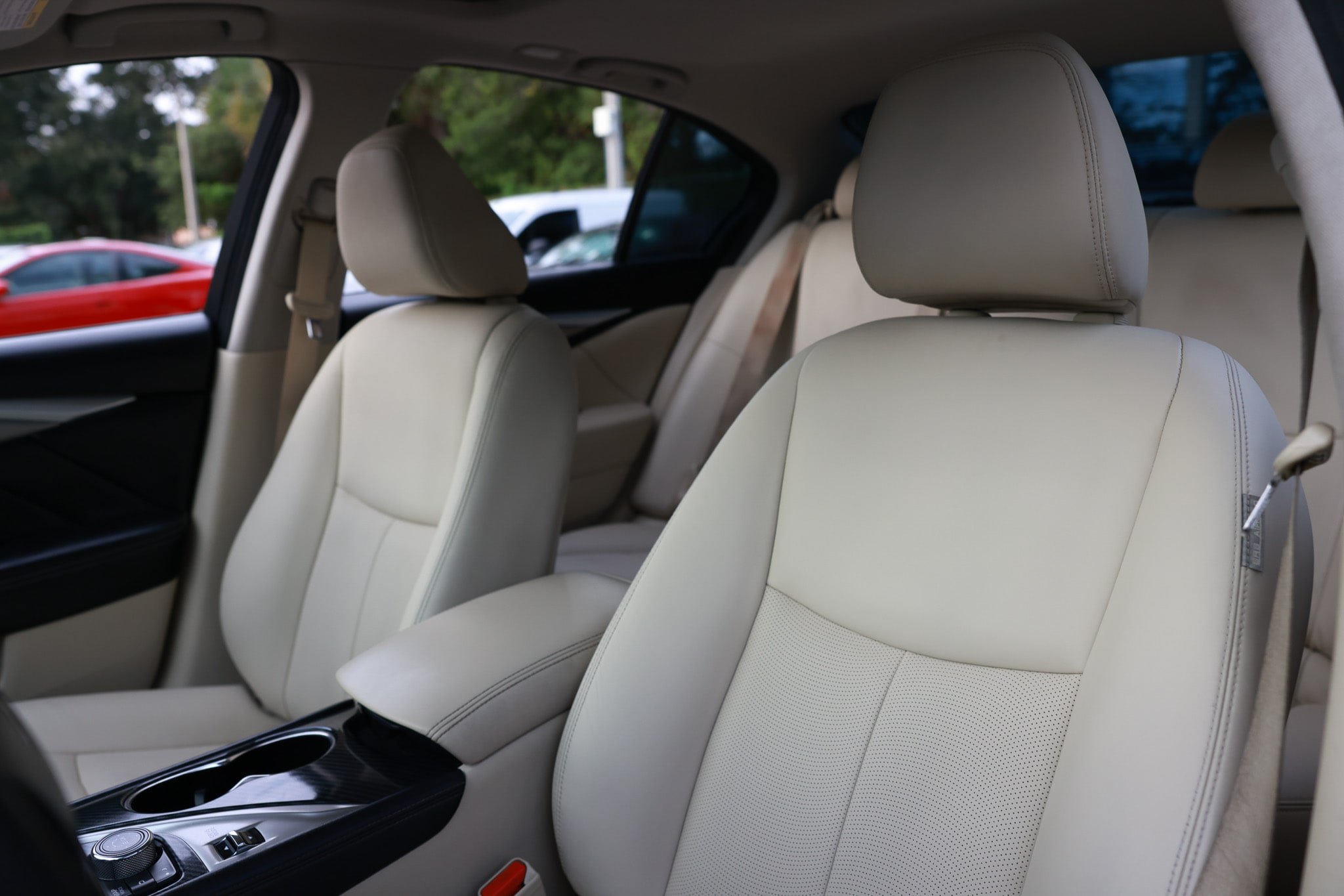 Used 2015 INFINITI Q50 Premium w/ Navigation Package AWD/4WD image 10