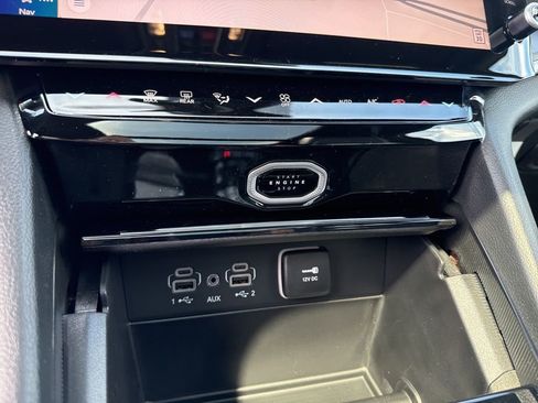 New 2026 Jeep Grand Cherokee Limited AWD/4WD image 16