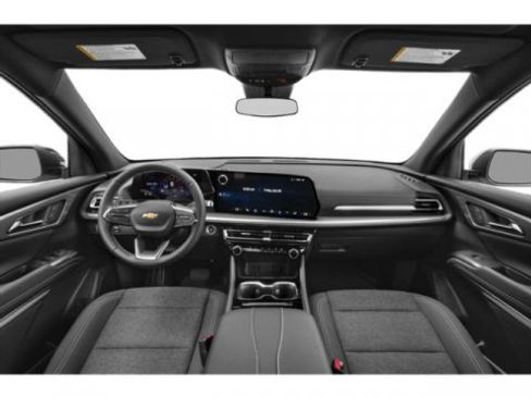 New 2026 Chevrolet Traverse LT w/ Driver Confidence Package AWD/4WD image 10