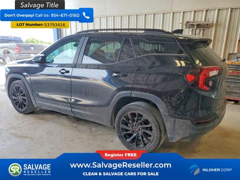 Used 2024 GMC Terrain SLE w/ Elevation Edition FWD image 3