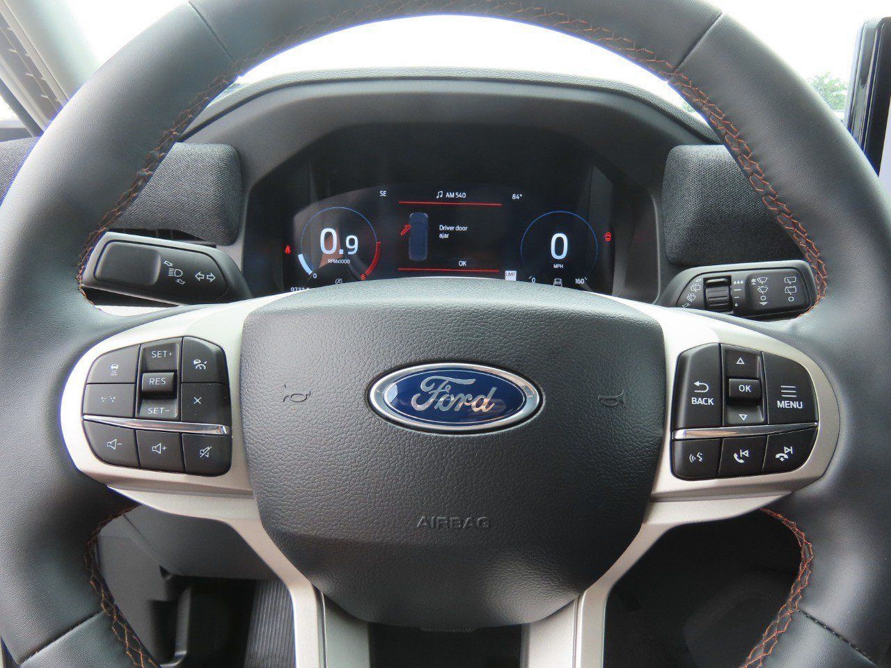 Used 2025 Ford Explorer Active RWD image 29