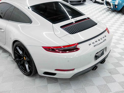 Used 2018 Porsche 911 Carrera GTS RWD image 29