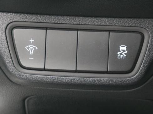 Used 2024 Kia Forte LXS FWD image 22
