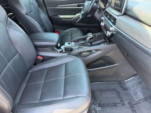 Used 2021 Kia Telluride SX w/ Nightfall Edition Package AWD/4WD image 12