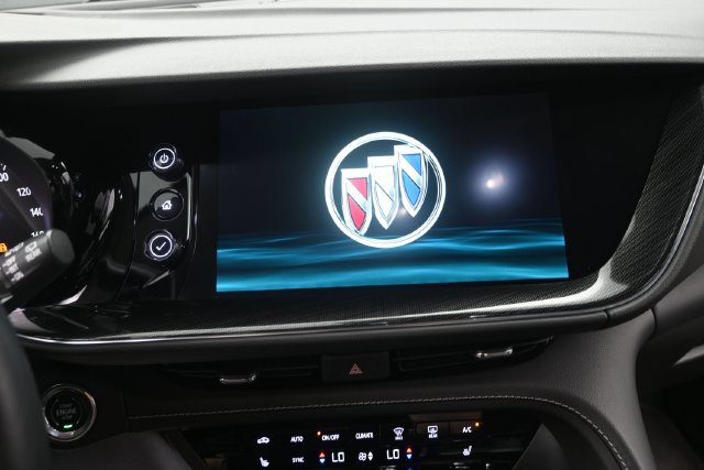 Used 2023 Buick Envision Essence AWD/4WD image 22