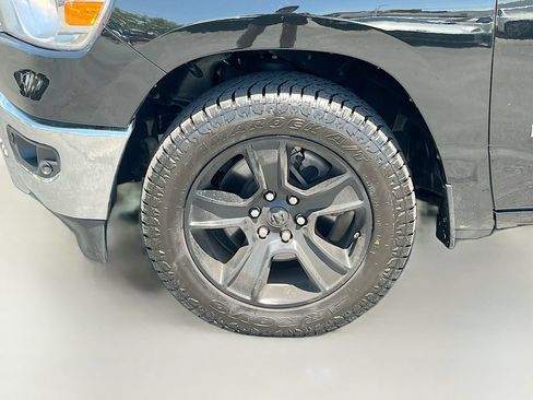 Used 2022 RAM 1500 Big Horn AWD/4WD image 30