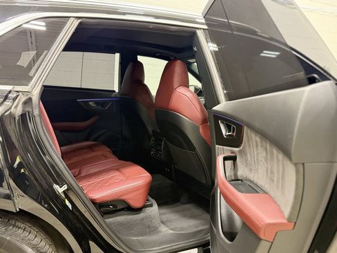 Used 2022 Audi SQ8 Prestige w/ Prestige Package image 35