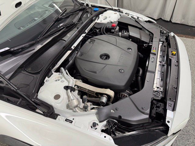 Used 2022 Volvo V60 T5 Cross Country w/ Advanced Package AWD/4WD image 26