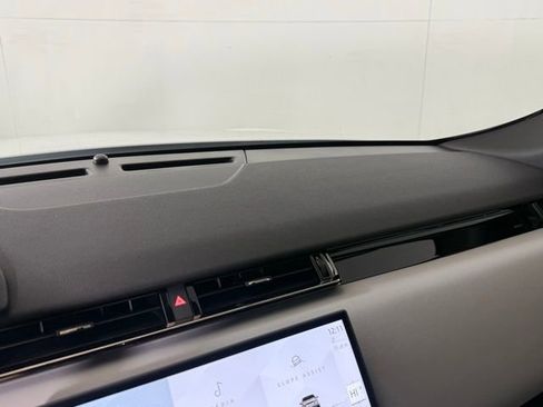 Certified 2026 Land Rover Range Rover Velar S image 31