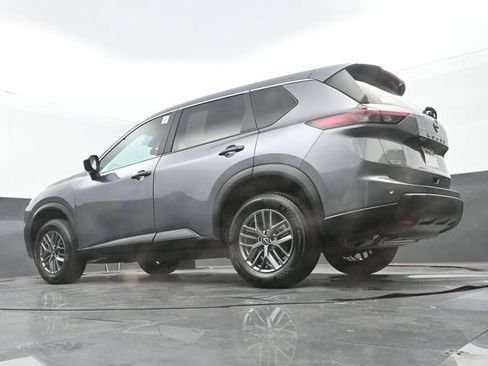Used 2026 Nissan Rogue S FWD image 24