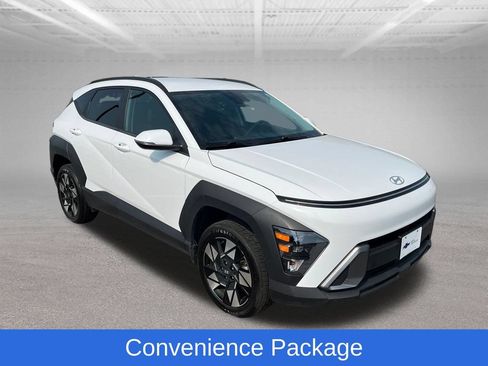 Used 2024 Hyundai Kona SEL w/ Convenience Package AWD/4WD image 9