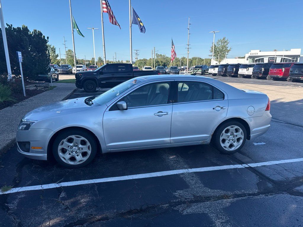 Used 2011 Ford Fusion SE FWD image 5