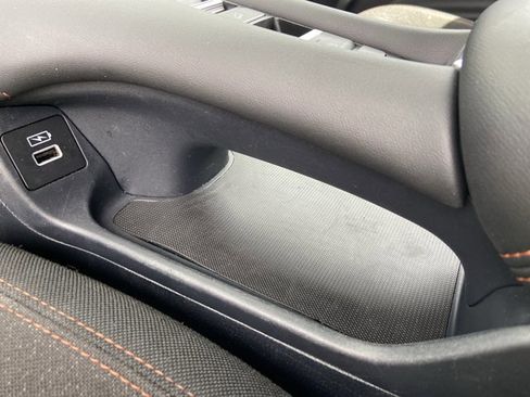 Used 2023 Honda HR-V Sport image 40