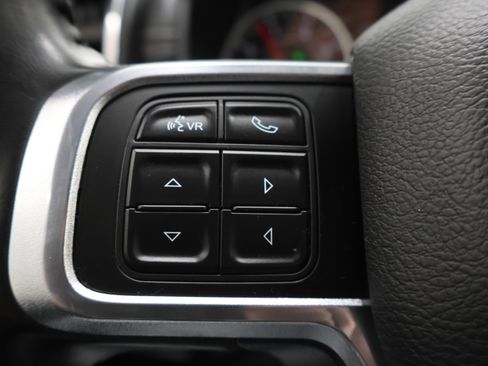 Used 2022 RAM 2500 Laramie AWD/4WD image 15