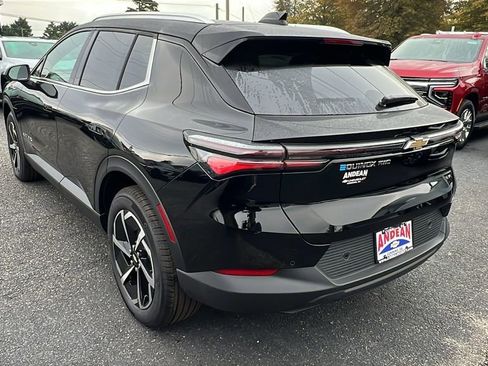 New 2026 Chevrolet Equinox EV LT image 7