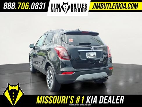 Used 2021 Buick Encore Preferred FWD image 5