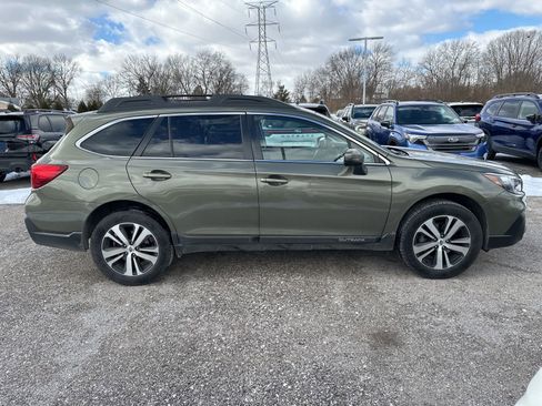 Used 2019 Subaru Outback 2.5i Limited image 7