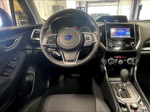 Used 2023 Subaru Forester Premium image 17