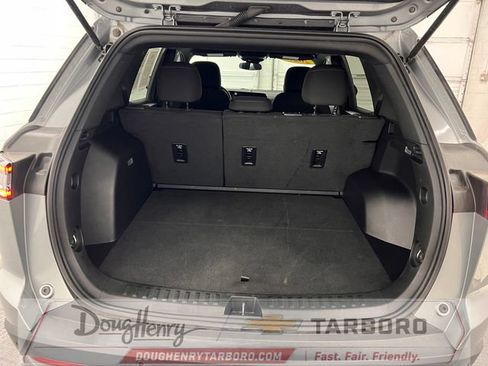 Used 2025 Chevrolet Equinox LT FWD image 32