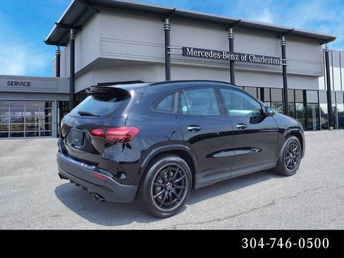 Used 2025 Mercedes-Benz GLA 35 AMG 4MATIC image 3