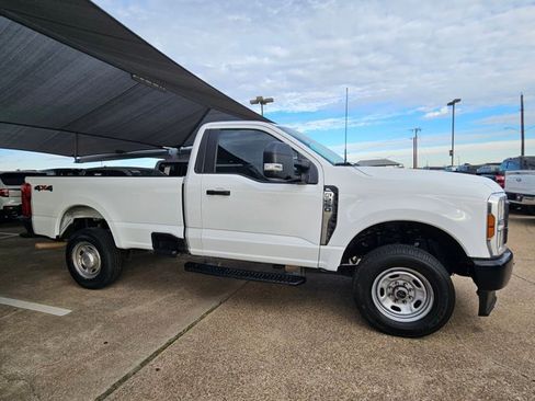 Used 2024 Ford F250 XL w/ XL Driver Assist Package image 4