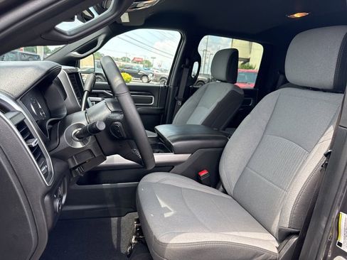 Used 2024 RAM 3500 SLT w/ Quick Order Package 2YG SLT image 34