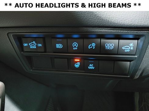 Used 2023 Toyota Tundra Limited image 21