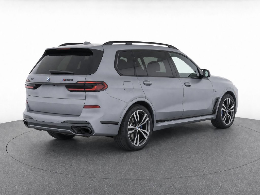 Used 2027 BMW X7 M60i AWD/4WD image 6