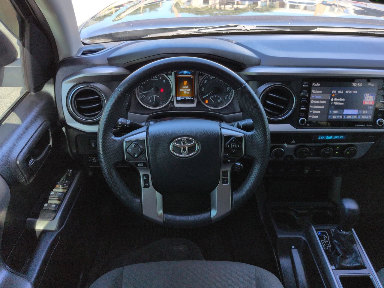 Used 2023 Toyota Tacoma SR5 AWD/4WD image 16
