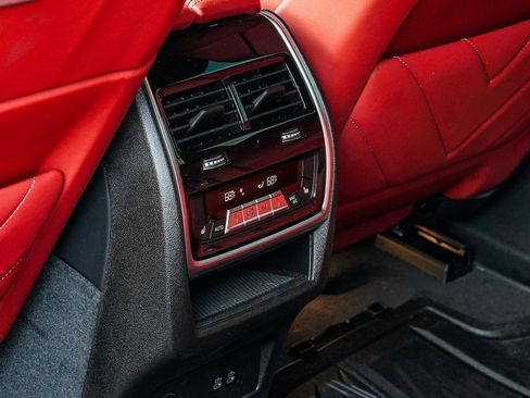 Used 2025 BMW XM Label Red image 19