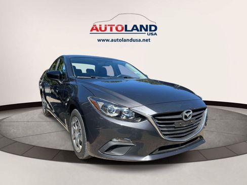 Used 2015 MAZDA MAZDA3 i SV FWD image 2