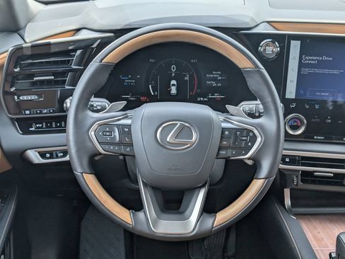 Used 2025 Lexus RX 350 Premium Plus w/ Accessory Package (Z1) FWD image 17