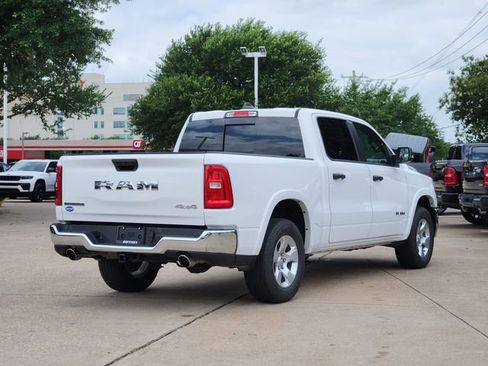 Used 2025 RAM 1500 Big Horn AWD/4WD image 7