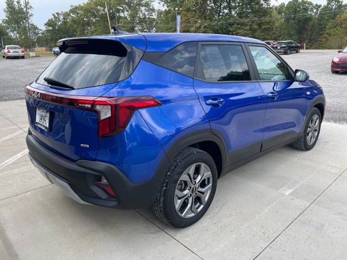 Used 2024 Kia Seltos LX image 9