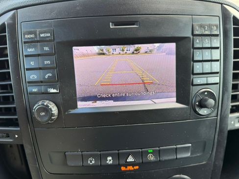 Used 2019 Mercedes-Benz Metris image 32
