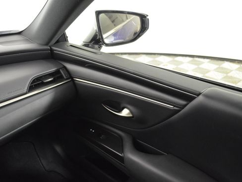Used 2019 Lexus ES 350 w/ Accessory Package 2 FWD image 24
