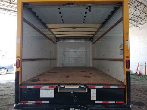 Used 2022 Ford E-350 and Econoline 350 Super Duty RWD image 14