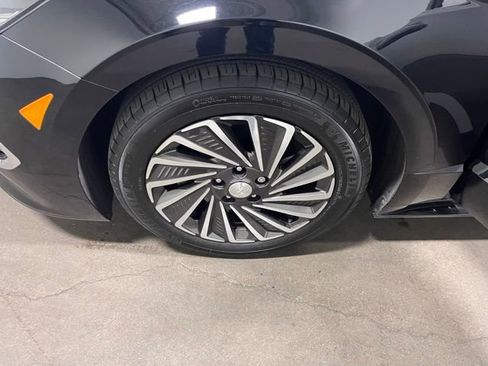 Used 2023 Hyundai Sonata SEL w/ Cargo Package image 29