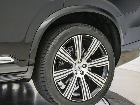 Certified 2023 Volvo XC90 B6 Ultimate w/ Protection Package Premier AWD/4WD image 11