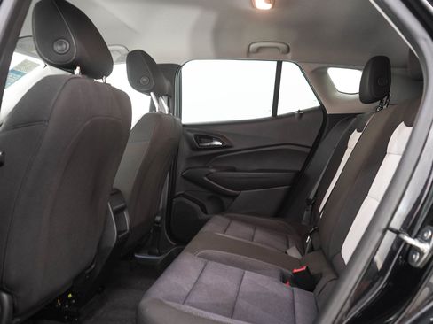 Used 2024 Chevrolet Trax LS FWD image 14