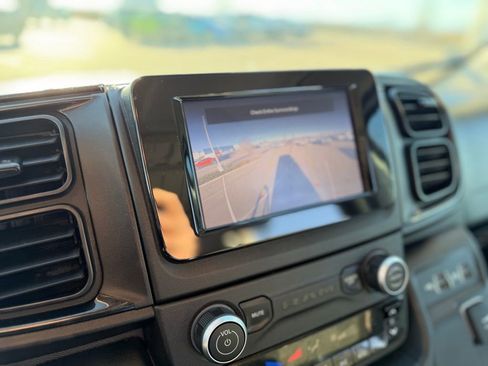 Used 2022 RAM ProMaster 2500 image 16