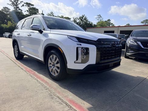 Used 2024 Hyundai Palisade SEL FWD image 4
