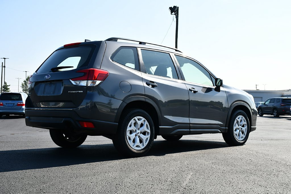 Used 2021 Subaru Forester AWD/4WD image 7