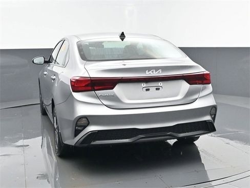 Used 2024 Kia Forte LXS w/ LXS Technology Package image 27